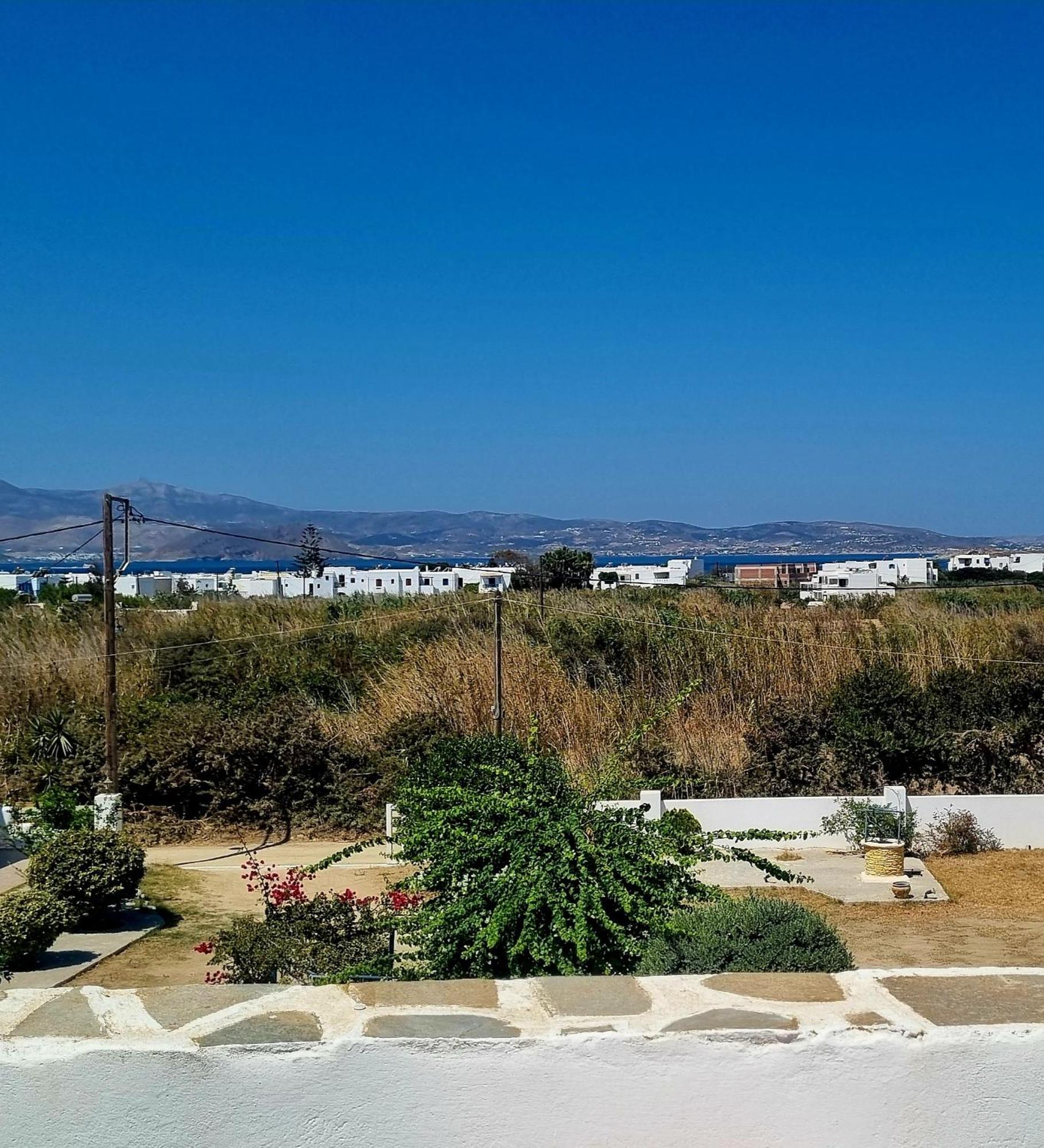 Sophi'S L Studios & Apartments Agia Anna  Exterior photo